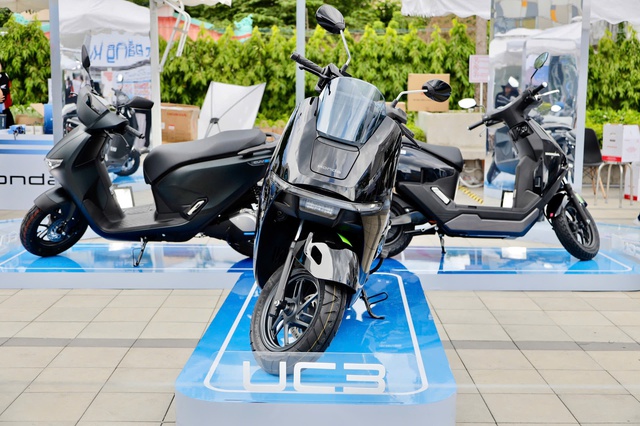 Gi&aacute; hơn 80 triệu nhưng chỉ chạy 120 km/lần sạc, Honda UC3 hướng đến nh&oacute;m kh&aacute;ch n&agrave;o? - Ảnh 1.