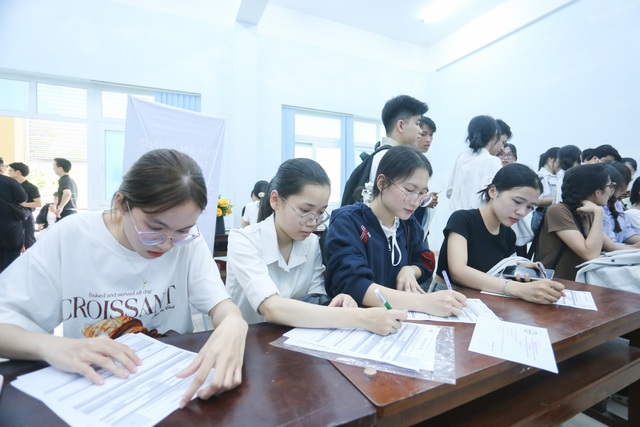 C&aacute;c nh&agrave; tuyển dụng tại miền Trung y&ecirc;u cầu g&igrave; với sinh vi&ecirc;n ng&agrave;nh kinh tế?   - Ảnh 3.