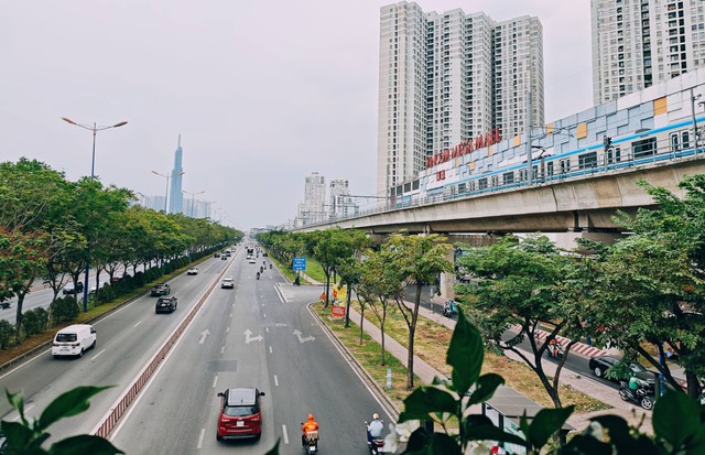 Điện đi trước, Metro theo sau... - Ảnh 1.