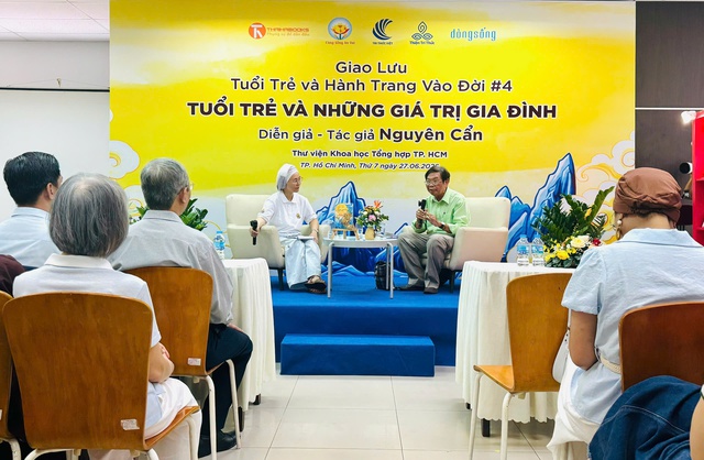 Bu&ocirc;ng bỏ cơ nghiệp triệu đ&ocirc; để viết 'Sống s&acirc;u'- Ảnh 3.