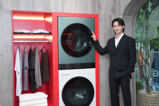 Mở kh&oacute;a nhịp sống năng động của idol xứ H&agrave;n tại Another Saigon by LG - Ảnh 1.