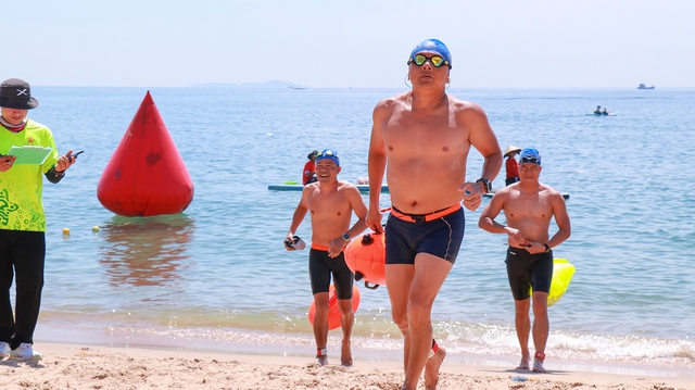 550 k&igrave;nh ngư vượt s&oacute;ng chinh phục thử th&aacute;ch H&ograve;n Tre tại SeaStar Nha Trang Bay 2026- Ảnh 3.