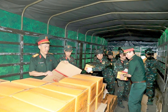 Lực lượng cứu hộ cứu nạn Bộ Quốc ph&ograve;ng, Bộ C&ocirc;ng an xuất qu&acirc;n hỗ trợ Venezuela  - Ảnh 1.