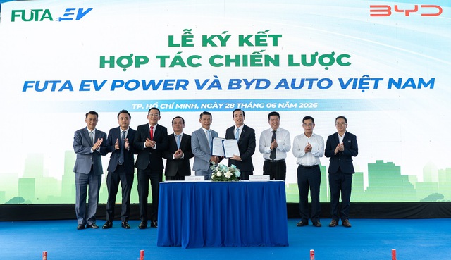 BYD 'bắt tay' tập đo&agrave;n Phương Trang, th&ecirc;m lời giải cho hạ tầng sạc xe điện?- Ảnh 1.