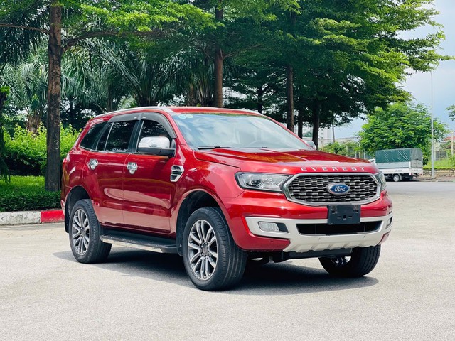 Ford Everest mất gi&aacute; bao nhi&ecirc;u sau 5 năm sử dụng? - Ảnh 1.