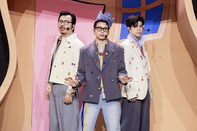 Đại Nghĩa g&acirc;y 'cho&aacute;ng' khi vừa 'trồng c&acirc;y chuối' vừa h&aacute;t live- Ảnh 6.