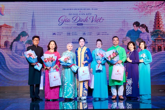 Lan tỏa gi&aacute; trị &aacute;o d&agrave;i qua chương tr&igrave;nh '&Aacute;o d&agrave;i gắn kết gia đ&igrave;nh Việt'- Ảnh 1.