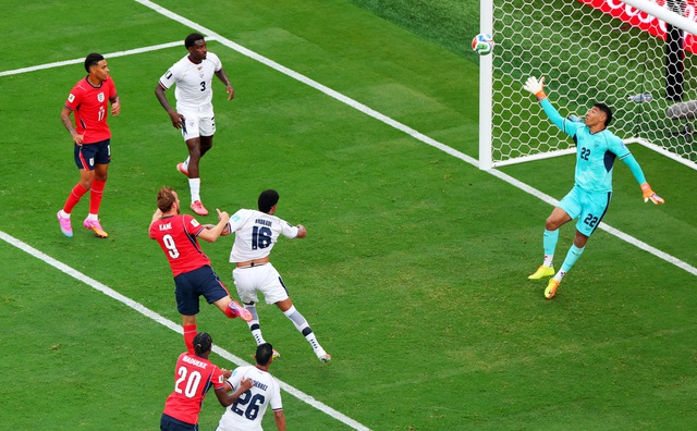 Cập nhật danh s&aacute;ch vua ph&aacute; lưới: Messi gặp 'đối cứng', lợi hại kh&ocirc;ng k&eacute;m Mbappe- Ảnh 3.