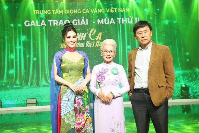Cụ b&agrave; 68 tuổi từng thi h&aacute;t bolero tiếp tục g&acirc;y ch&uacute; &yacute; - Ảnh 2.