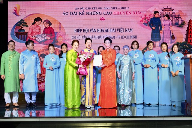 Lan tỏa gi&aacute; trị &aacute;o d&agrave;i qua chương tr&igrave;nh '&Aacute;o d&agrave;i gắn kết gia đ&igrave;nh Việt'- Ảnh 3.