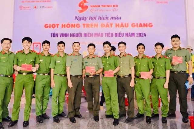 Thượng úy ‘máu sống’ ở Hỏa Lựu - Ảnh 3.