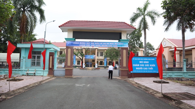 Đồng Nai: Biến trụ sở d&ocirc;i dư th&agrave;nh "ng&ocirc;i nh&agrave; chung" chăm s&oacute;c người cao tuổi - Ảnh 1.