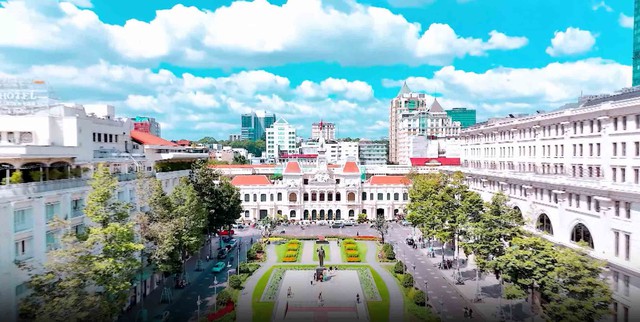 Ph&aacute;t s&oacute;ng phim t&agrave;i liệu 'TP.HCM - Nửa thế kỷ t&ecirc;n Người' - Ảnh 1.