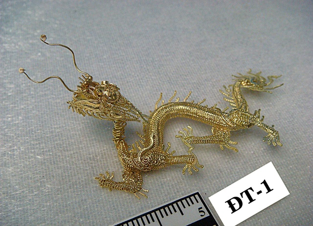 Hồi sinh những mũ vua triều Nguyễn đ&atilde; được Chủ tịch Hồ Ch&iacute; Minh cứu   - Ảnh 7.