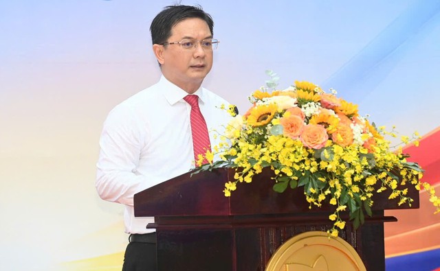Gần 200 ảnh, tư liệu t&aacute;i hiện h&agrave;nh tr&igrave;nh hơn 300 năm S&agrave;i G&ograve;n - Gia Định - TP.HCM- Ảnh 2.