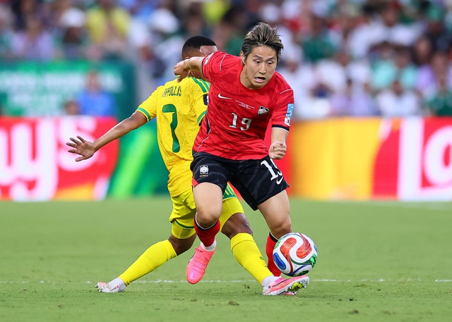 H&agrave;n Quốc sớm bị loại, Lee Kang-in vẫn s&aacute;nh vai Messi trong đội h&igrave;nh ti&ecirc;u biểu v&ograve;ng bảng World Cup - Ảnh 4.