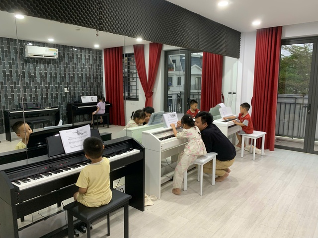 Những địa chỉ d&agrave;nh cho phụ huynh muốn đưa con học nhạc cụ dịp h&egrave; ở TP.HCM - Ảnh 3.