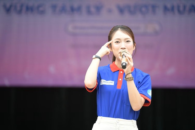 Cơ duy&ecirc;n đặc biệt đưa MC Kh&aacute;nh Vy trở th&agrave;nh đại sứ Tiếp sức m&ugrave;a thi - Ảnh 2.