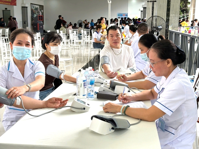 Vì sao TP.HCM nghiên cứu kinh nghiệm của Singapore về khám sức khỏe người dân?- Ảnh 1.