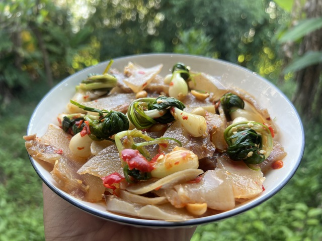 Gân kiệu, món ăn bình dị lưu luyến bao thế hệ sinh viên xứ Huế- Ảnh 2. Gân kiệu, món ăn bình dị lưu luyến bao thế hệ sinh viên xứ Huế- Ảnh 2.