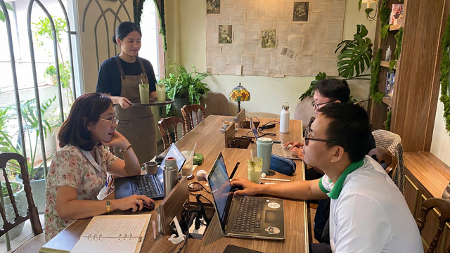 Sinh vi&ecirc;n l&agrave;m th&ecirc;m m&ugrave;a h&egrave;: T&igrave;m việc ở đ&acirc;u lương cao, tr&aacute;nh 'bẫy lừa đảo'? - Ảnh 1.