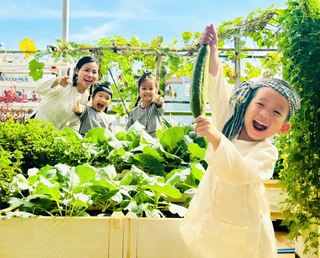 Trường mầm non c&ocirc;ng lập TP.HCM giữ trẻ trong h&egrave; từ ng&agrave;y 15.6 - Ảnh 1.