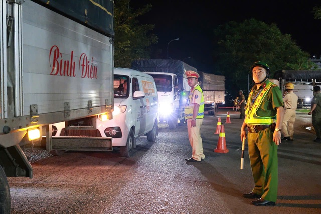 TP.HCM ph&aacute;t hiện 107 t&agrave;i xế dương t&iacute;nh ma t&uacute;y trong gần 1 th&aacute;ng- Ảnh 3.