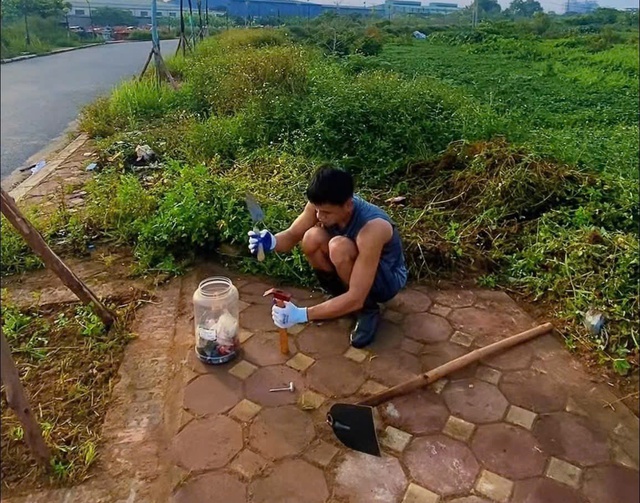 Bị nói 'lo chuyện bao đồng', chàng trai vẫn đều đặn làm việc này mỗi ngày- Ảnh 1.