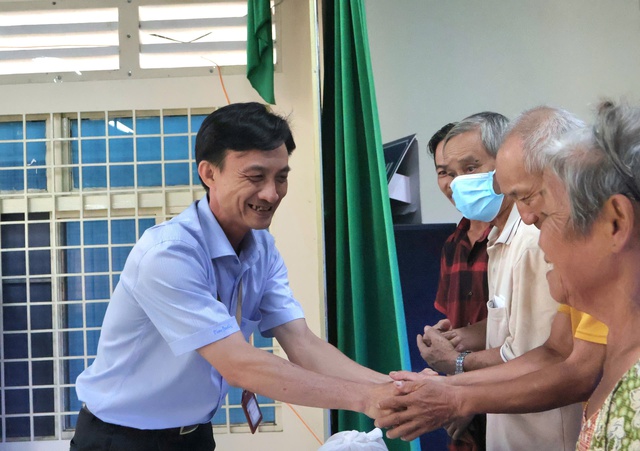 Xã Củ Chi thiết thực chăm lo gia đình chính sách dịp 2.7 và 27.7 - Ảnh 1.
