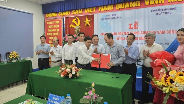 UBND tỉnh Vĩnh Long tiếp quản cụm ph&agrave; V&agrave;m Cống- Ảnh 1.