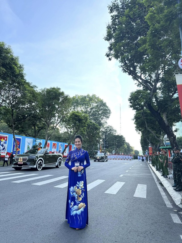 MC Phương Thảo, ‘người kể chuyện’ của thành phố- Ảnh 1.