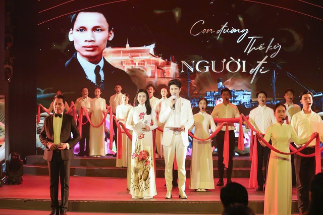 MC Phương Thảo, ‘người kể chuyện’ của thành phố- Ảnh 6.