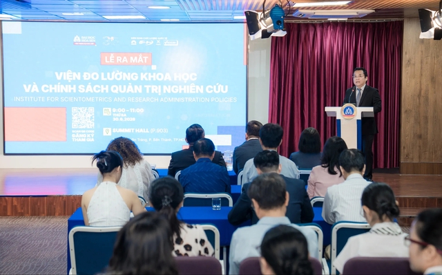 Trường ĐH th&agrave;nh lập viện nghi&ecirc;n cứu về li&ecirc;m ch&iacute;nh khoa học, xếp hạng ĐH - Ảnh 2.