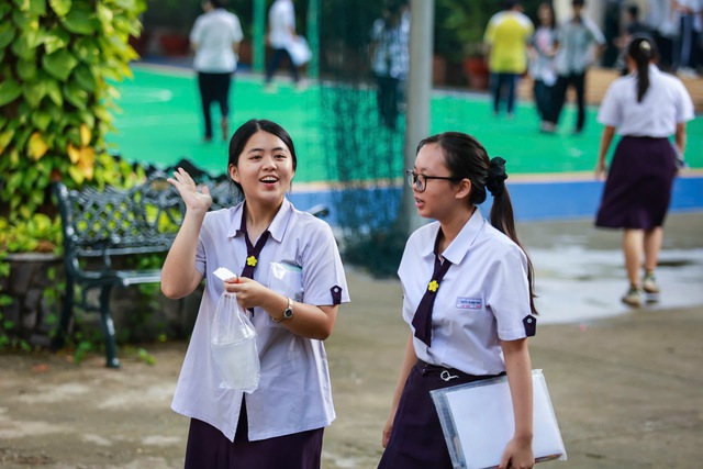 C&ocirc;ng bố điểm thi tốt nghiệp THPT 2026: Th&iacute; sinh cần l&agrave;m để x&eacute;t tuyển ĐH? - Ảnh 1.