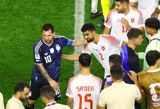 &lsquo;GOAT&rsquo; của Cabo Verde mơ được đổi &aacute;o với Messi, c&aacute;i kết sẽ trọn vẹn- Ảnh 2.