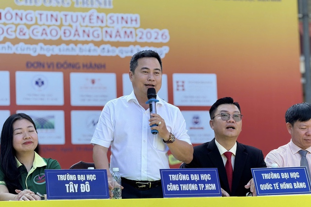 Trước giờ biết điểm thi tốt nghiệp THPT, nhiều th&iacute; sinh lo trượt ĐH v&igrave; ngưỡng 15 - Ảnh 2.