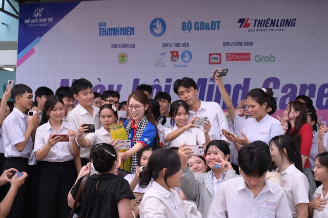 Chuyển mạnh l&ecirc;n nền tảng số, lần đầu c&oacute; 'trạm tiếp sức tinh thần' - Ảnh 1.