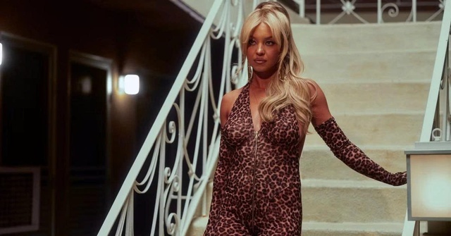Đạo diễn 'Euphoria' tiết lộ Sydney Sweeney là người chủ động xin đóng cảnh khỏa thân - Ảnh 1.