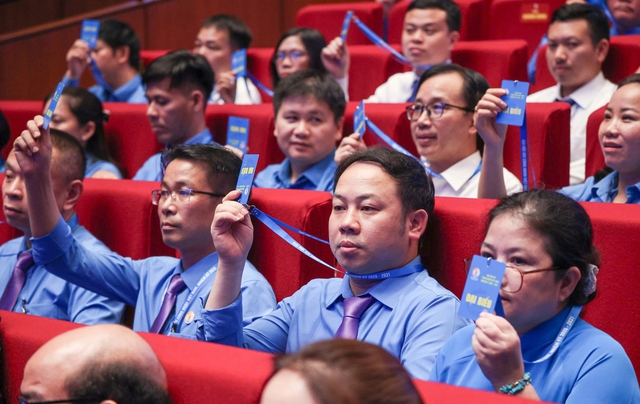 Bầu 135 ủy viên Ban Chấp hành Tổng LĐLĐ Việt Nam khóa XIV   - Ảnh 2.
