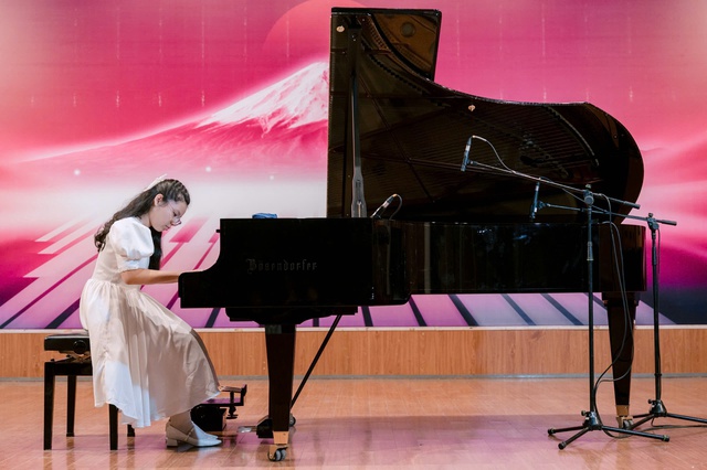 Nữ sinh lớp 7 gi&agrave;nh v&eacute; dự v&ograve;ng chung kết Piano quốc tế Piara 2026 - Ảnh 1.