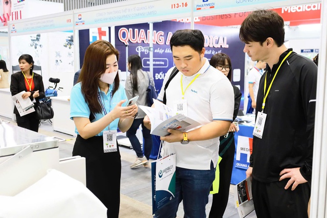 Những ng&agrave;nh nghề n&agrave;o đang 'kh&aacute;t' nh&acirc;n lực nhất tại thị trường lao động TP.HCM? - Ảnh 2.