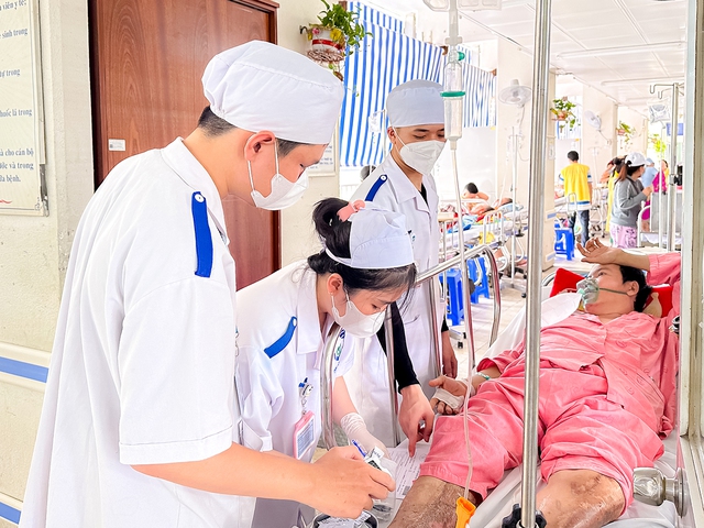 Bệnh viện Đa khoa khu vực Thủ Đức đồng h&agrave;nh đ&agrave;o tạo sinh vi&ecirc;n Y khoa HUTECH- Ảnh 3.