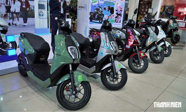 Honda tung ra thêm 2 mẫu xe máy điện, giá trên 40 triệu đồng- Ảnh 4. Honda tung ra thêm 2 mẫu xe máy điện, giá trên 40 triệu đồng- Ảnh 4.