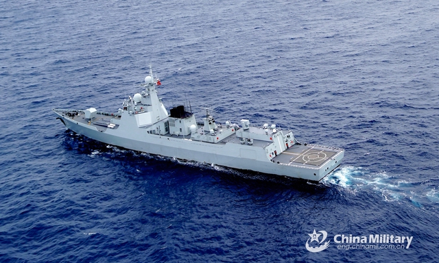 China&rsquo;s 35th Type 052D Warship Enters Service As U.S. Navy Struggles to Match Pace - Ảnh 1.