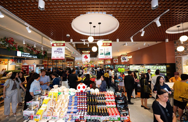 Mena Gourmet Trần N&atilde;o, si&ecirc;u thị boutique s&agrave;nh điệu tại khu đ&ocirc;ng TP.HCM - Ảnh 2.