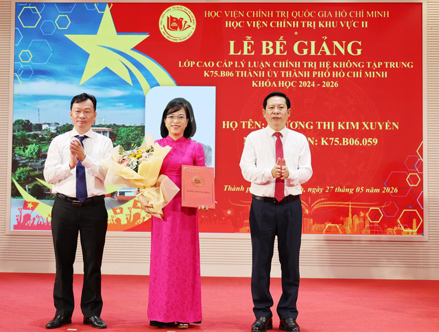 T&ocirc;i luyện đội ngũ c&aacute;n bộ dẫn dắt si&ecirc;u đ&ocirc; thị mang t&ecirc;n B&aacute;c- Ảnh 1.