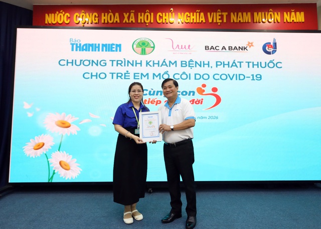 Trẻ mồ côi do Covid-19 ấm lòng, vui tươi trong ngày hội sức khỏe- Ảnh 8. Trẻ mồ côi do Covid-19 ấm lòng, vui tươi trong ngày hội sức khỏe- Ảnh 8.