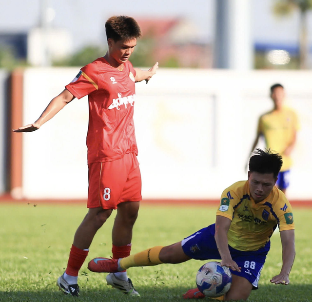 H&agrave; Đức Chinh lập c&ocirc;ng, đội của cố vấn Park vẫn vấp ng&atilde; trước trận play-off: Trường Tươi Đồng Nai cũng thua- Ảnh 1.
