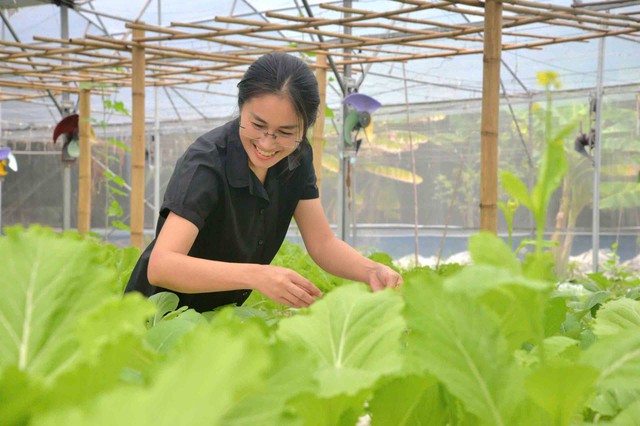 Những nông trại giữa lòng TP.HCM khiến người trẻ say đắm - Ảnh 3.