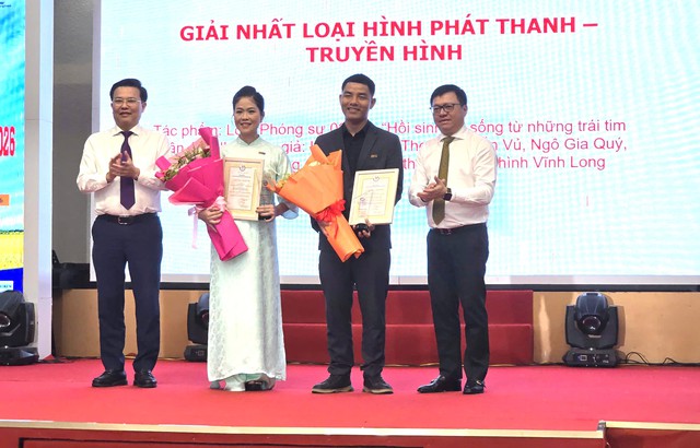 Trao Giải b&aacute;o ch&iacute; Nam bộ lần thứ I, vinh danh 22 t&aacute;c phẩm xuất sắc- Ảnh 5.